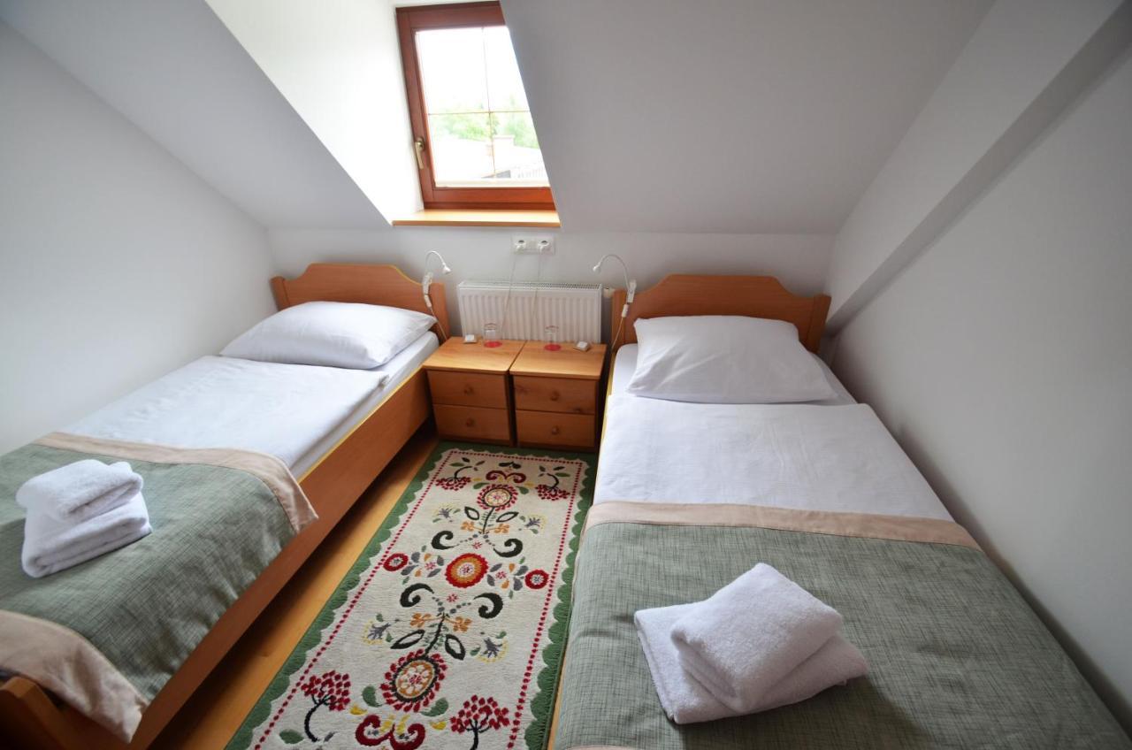 B&B Pod Skalo Камник Екстериор снимка